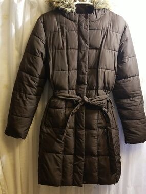 Women’s Long Puffer Coat with Faux Fur Hood - Brown